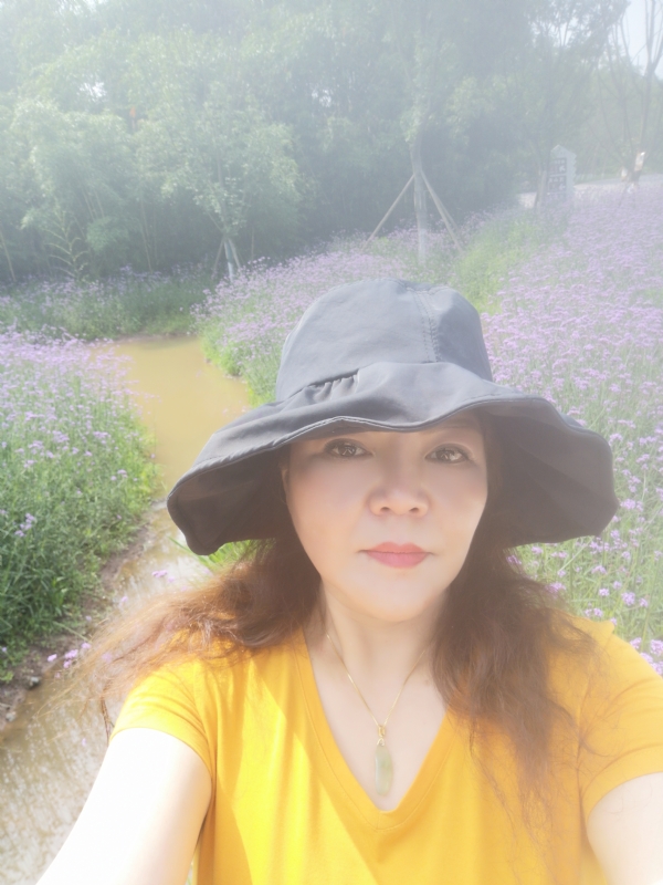 宛霞的第三张照片--宜宾父母相亲团